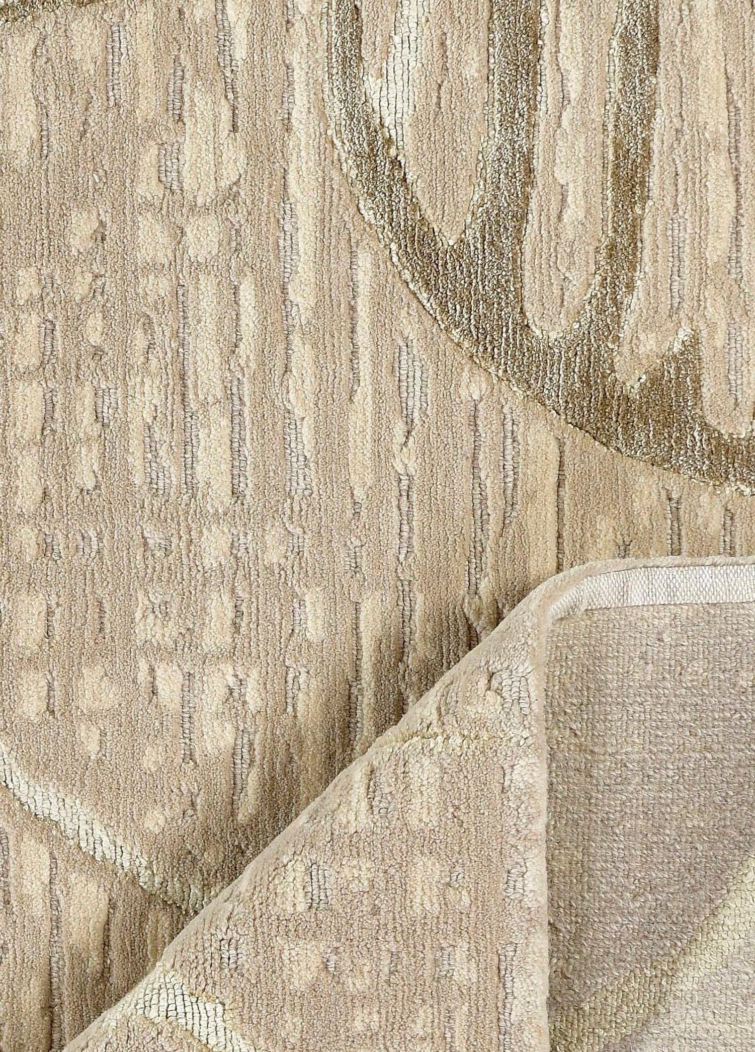 Mirelle Hand-Woven Wool and Silk Carpet 247x253 cm