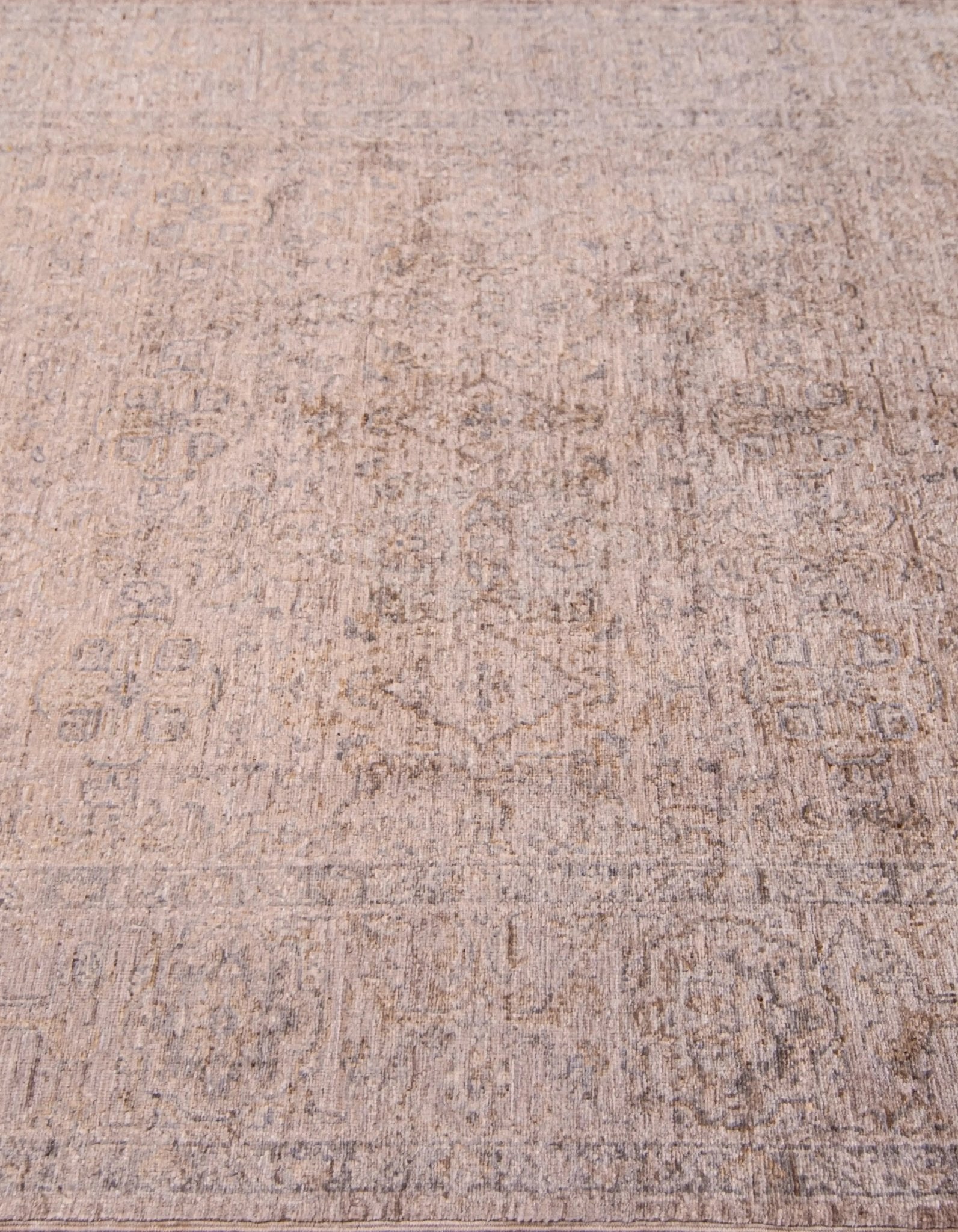 Amberwood El Dokuma Yün Halı 250x169 cm - Borr Halı