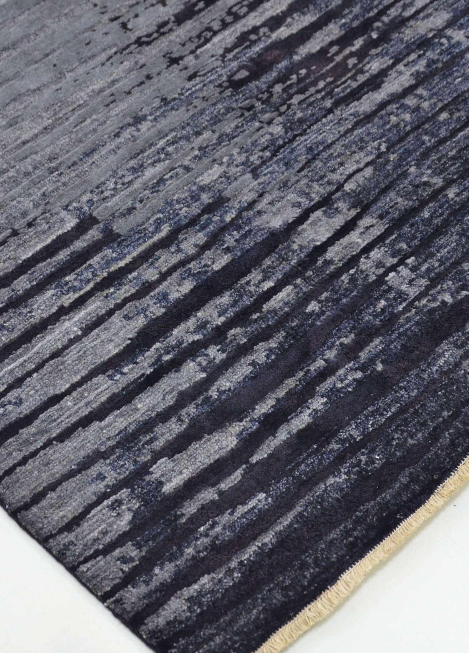 Fresco El Dokuma Yün ve İpek Halı 300x244 cm