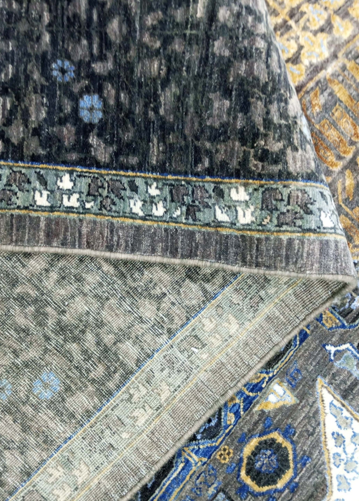 Mamluks Yün ve İpek El Dokuma Halı 290x251 cm