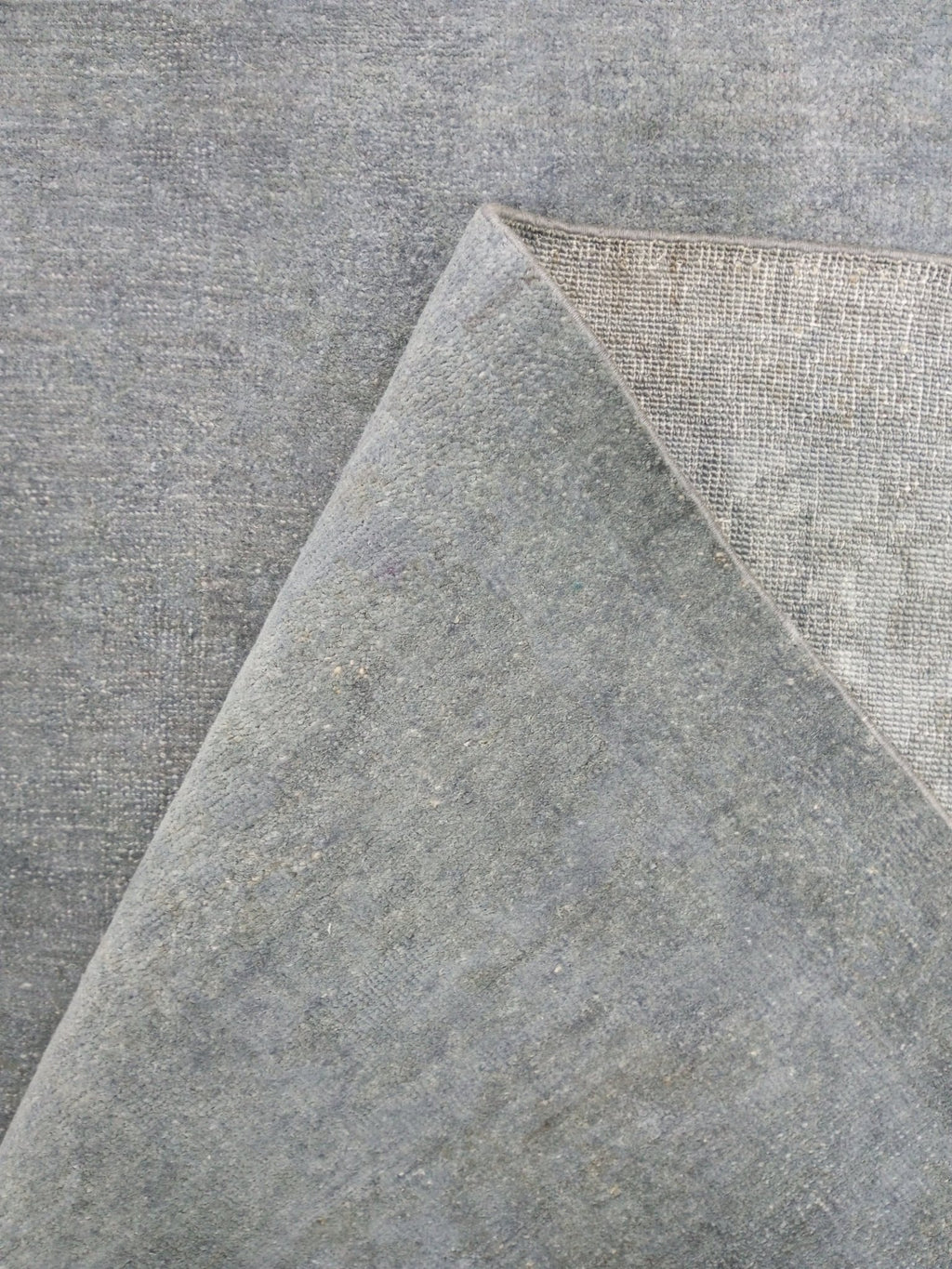 Graphite Mist El Dokuma Yün Halı 315x190 cm - Borr Halı