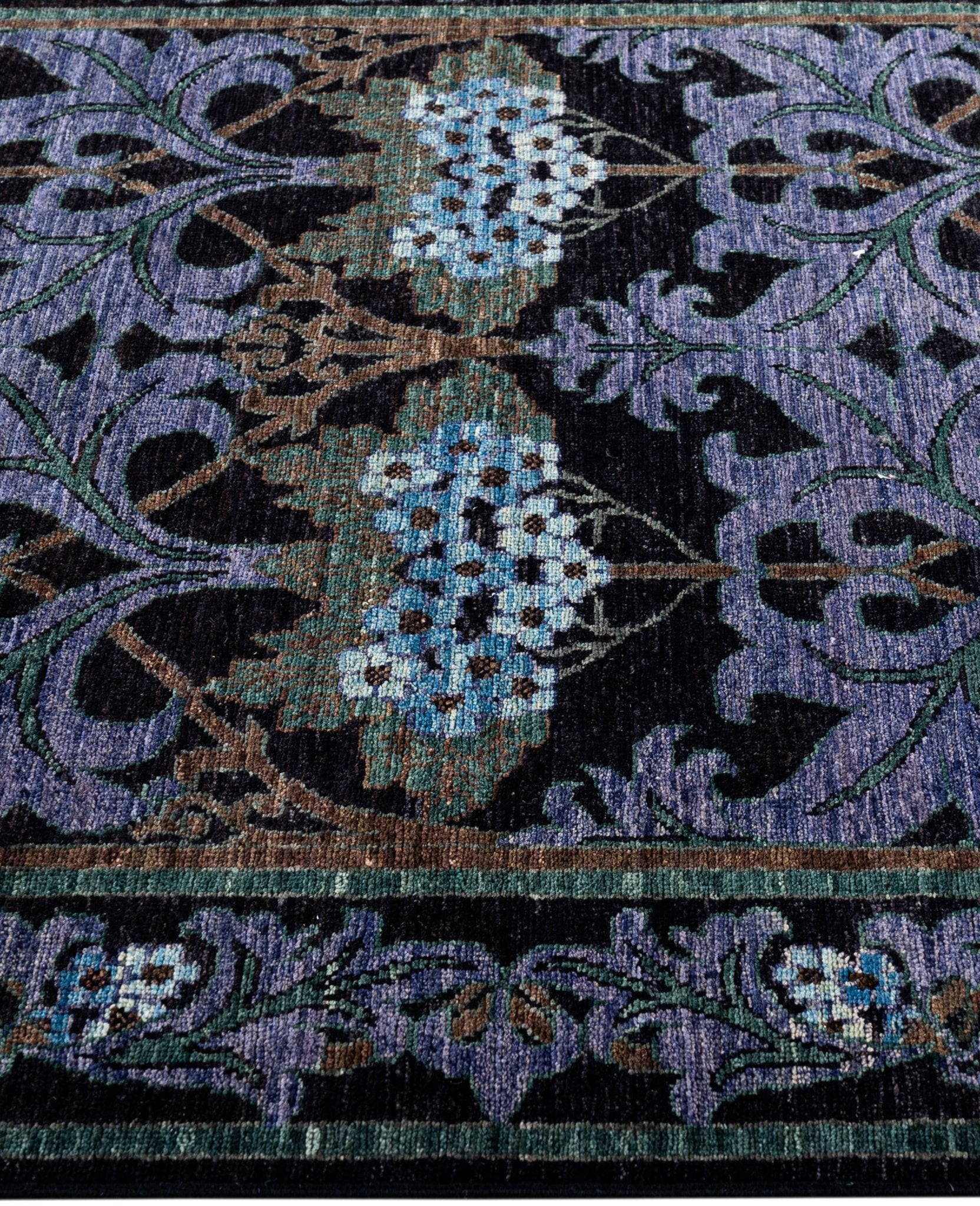 Nightshade Bloom El Dokuma Yün Halı 187 x 120 cm - Borr Halı