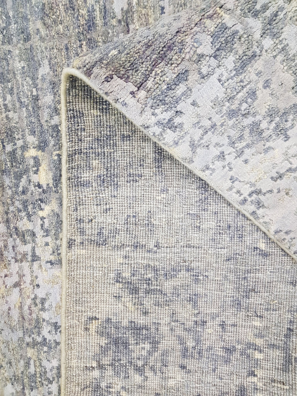 Skylore Frost El Dokuma Yün ve İpek Halı 250 x 165 cm - Borr Halı
