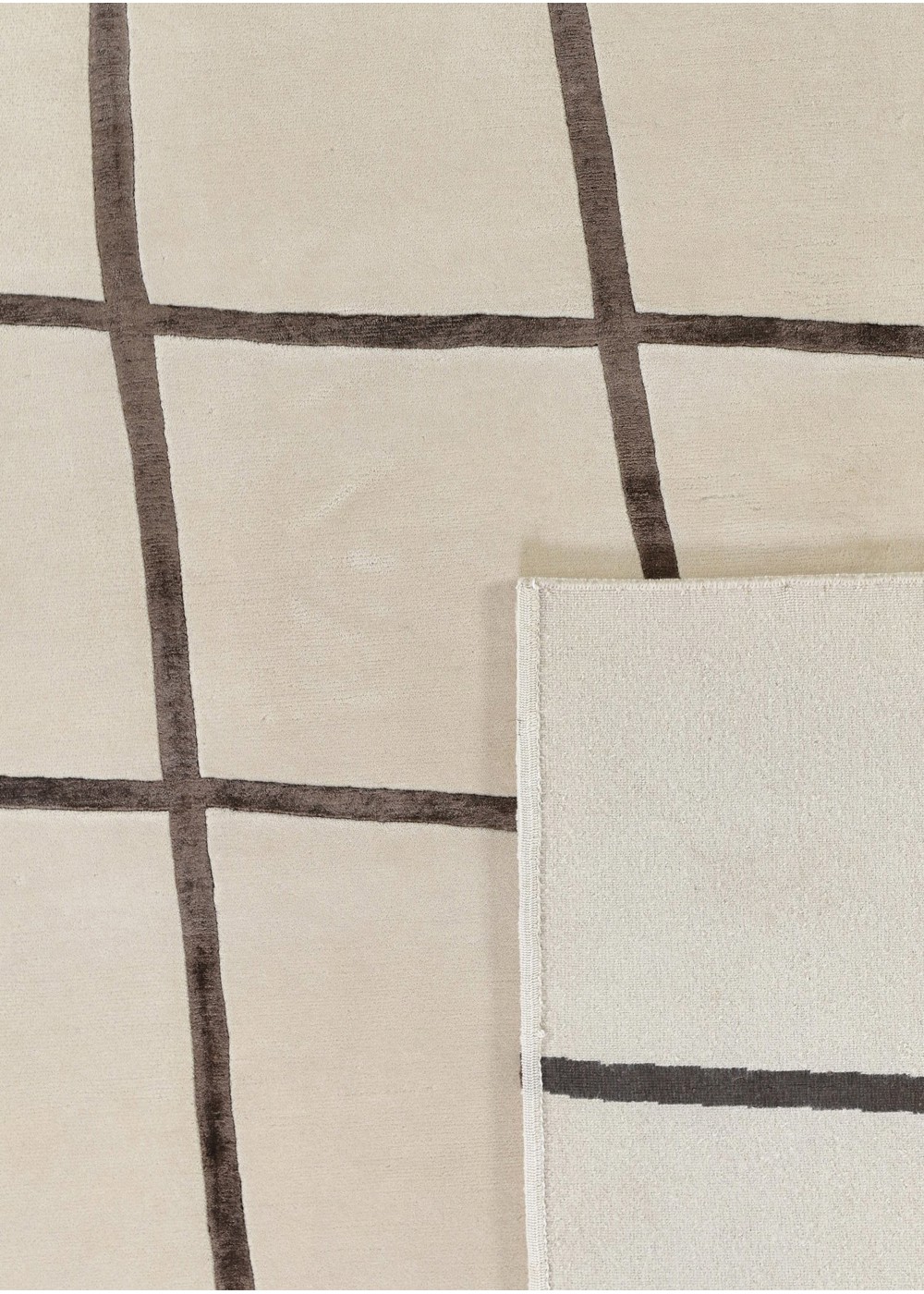 Velmira El Dokuma Yün Ve İpek Halı 241x174 cm IND081132241X174419