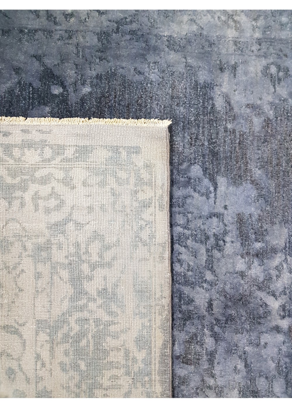 Midnight Azure El Dokuma Yün Halı 240x169 cm AND233056240169406
